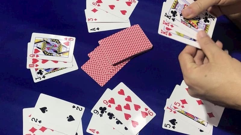 Hướng dẫn cách chơi bài liêng